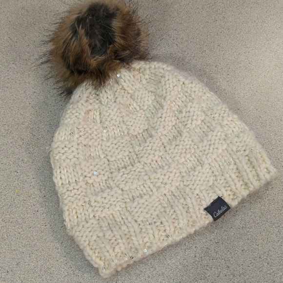 Cabela's Accessories - Firm*"Cabela's hat with faux fur palm